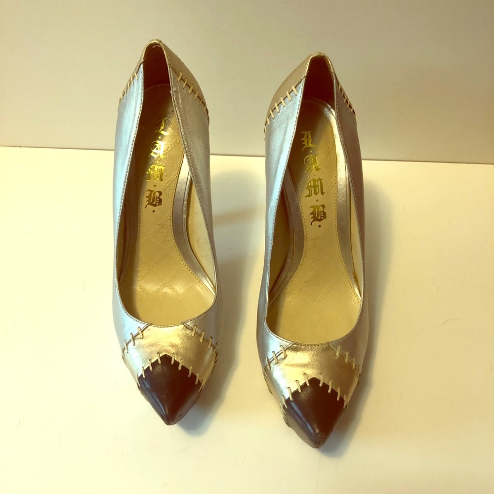 L.A.M.B. Metallic pumps